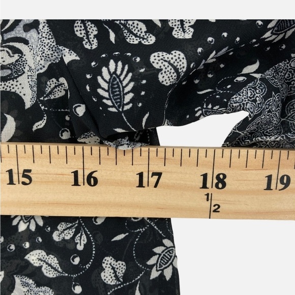 American Eagle Outfitters black and White Short Sleeve peasant Blouse xs - Picture 8 of 12